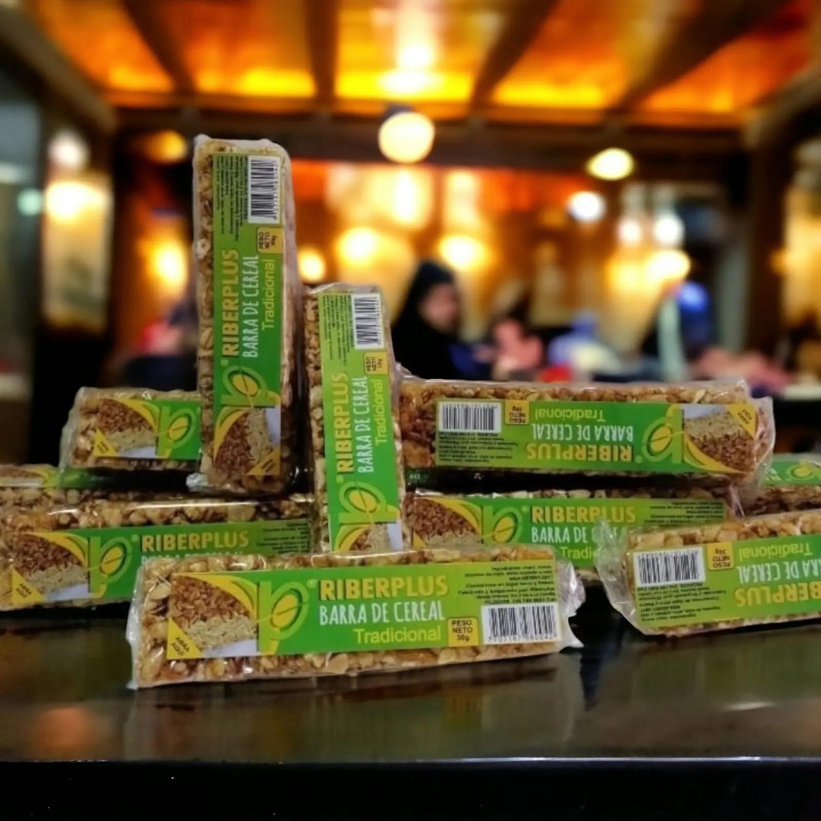 Barra de cereal endulzada con miel de caña paquete x 12 unidades